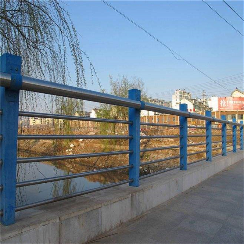 公路放装护栏满足施工要求当地经销商