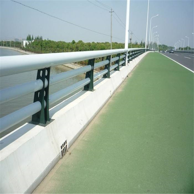 201不锈钢复合管公路护栏库存充足