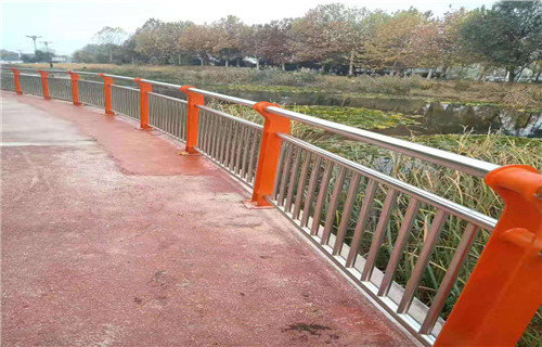 不锈钢复合管护栏管性价比高让利客户