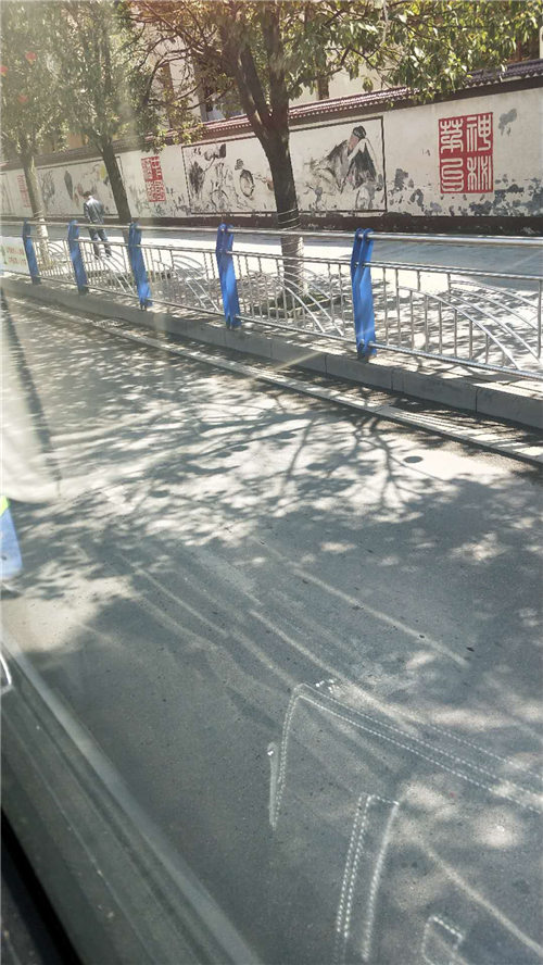 烟台桥梁施工防撞护栏服务细致周到